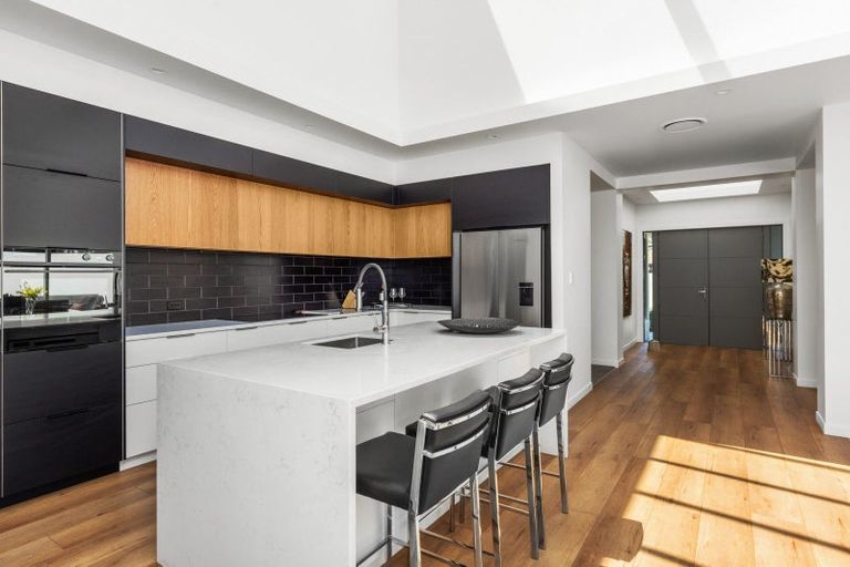 Photo of property in 25a Hetley Crescent, Taradale, Napier, 4112