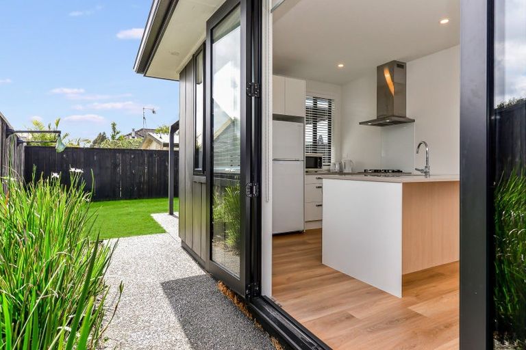 Photo of property in 14u2 Mitcham Avenue, Forest Lake, Hamilton, 3200
