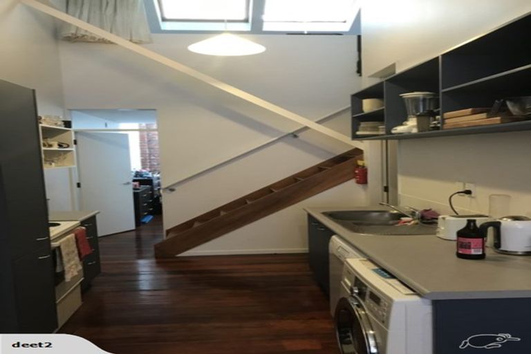 Photo of property in Courtenay Mews Apartments, 14u4 Alpha Street, Te Aro, Wellington, 6011