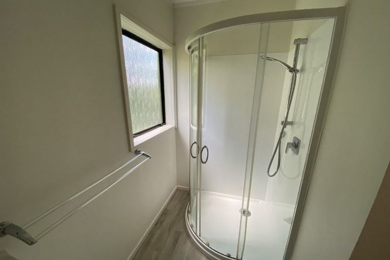 Photo of property in 13 Holiday Road, Stanmore Bay, Whangaparaoa, 0932