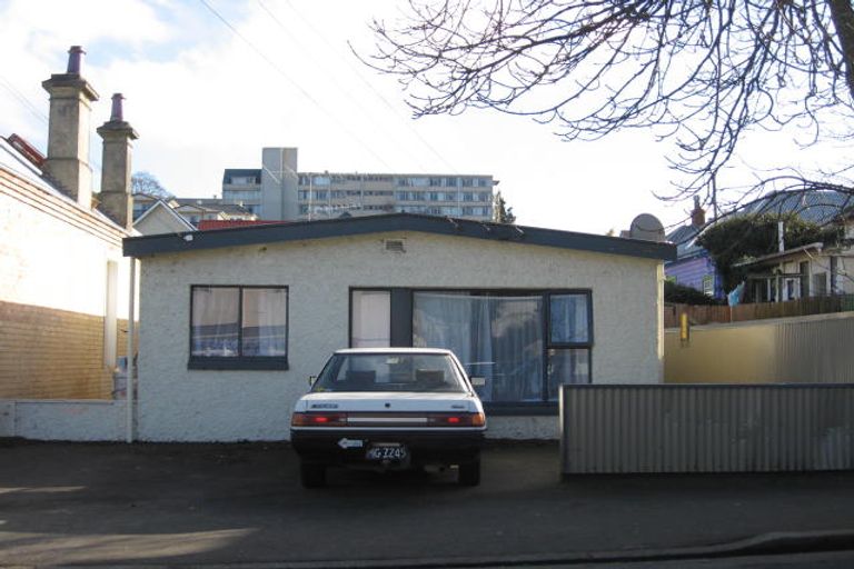 Photo of property in 126 Harbour Terrace, North Dunedin, Dunedin, 9016