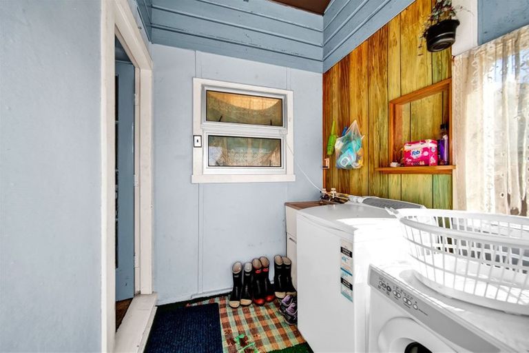 Photo of property in 19 Rimu Street, Hawera, 4610