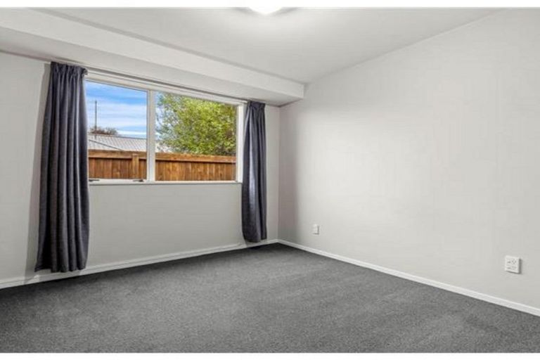 Photo of property in 16 Wrights Road, Addington, Christchurch, 8024