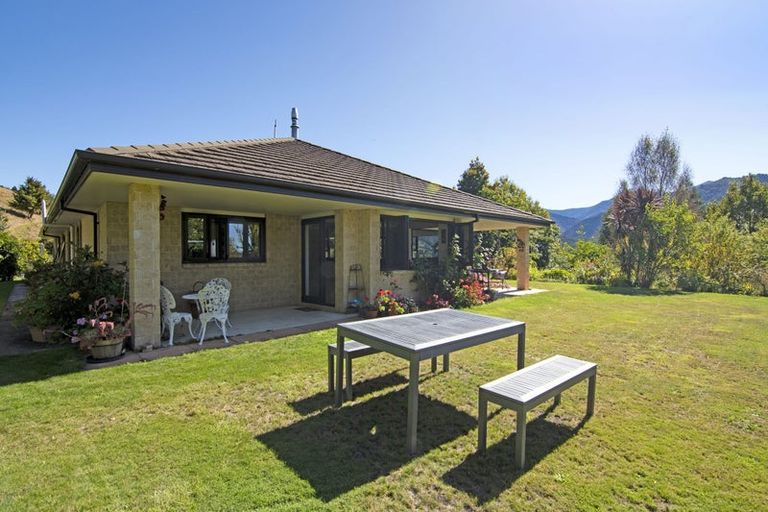 Photo of property in 1815 Motueka Valley Highway, Ngatimoti, Motueka, 7196