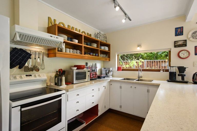 Photo of property in 16 Mairangi Road, Wadestown, Wellington, 6012