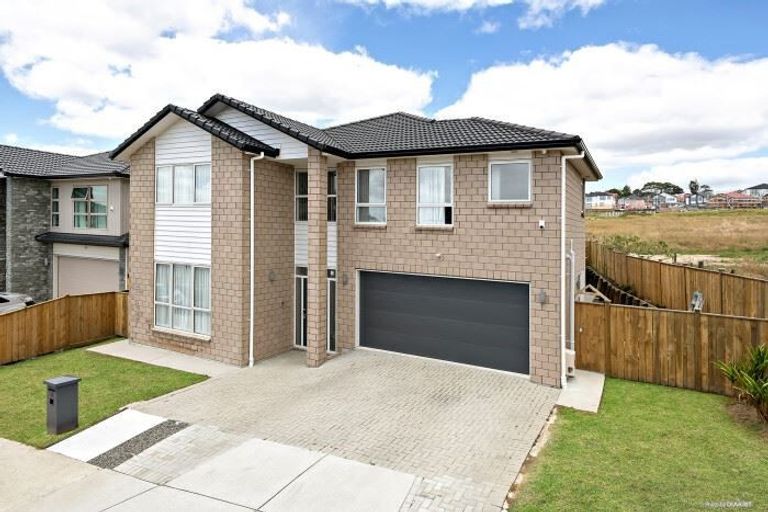 Photo of property in 34 Lisnoble Road, Flat Bush, Auckland, 2019