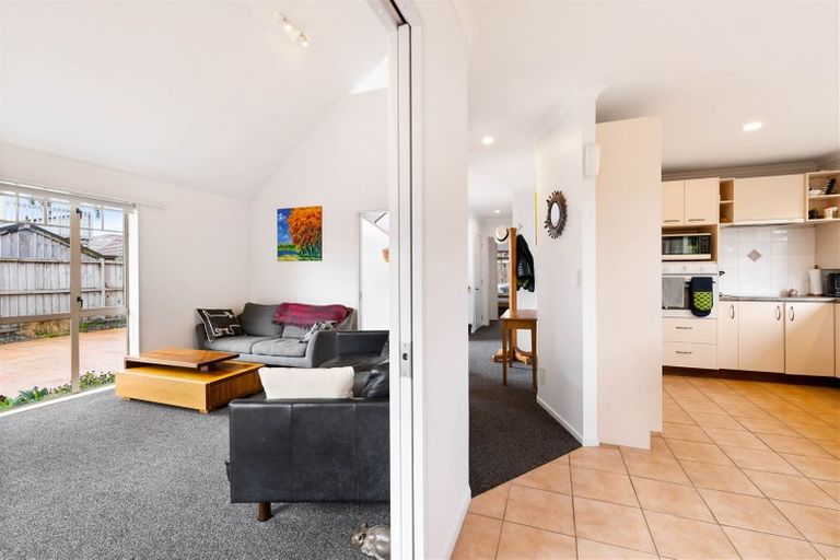Photo of property in 40 Starlight Cove, Hobsonville, Auckland, 0618