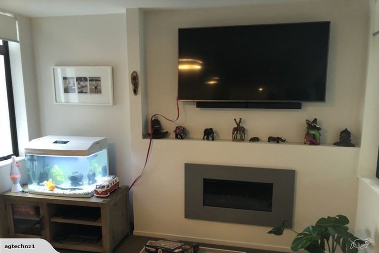 Photo of property in 5/48 Marine Parade, Mount Maunganui, 3116