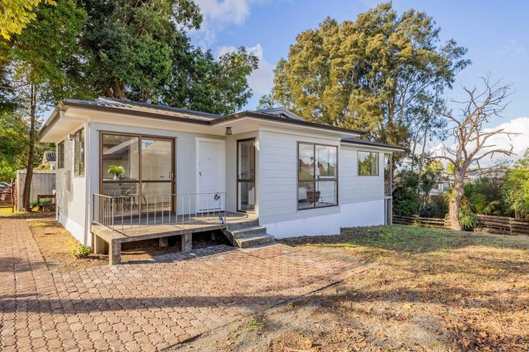 Photo of property in 9 Luanda Drive, Ranui, Auckland, 0612