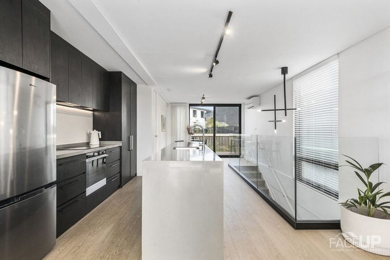 Photo of property in 21 Nugget Avenue, Hobsonville, Auckland, 0616