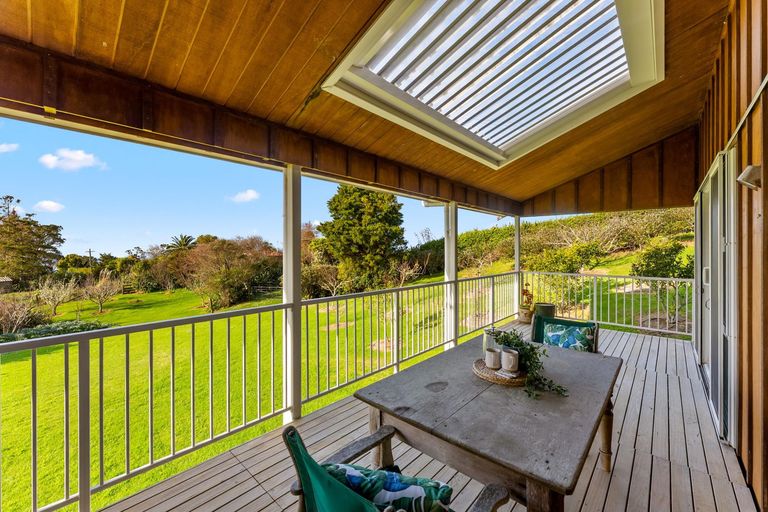 Photo of property in 87 M Greenwood Road, Leigh, 0972