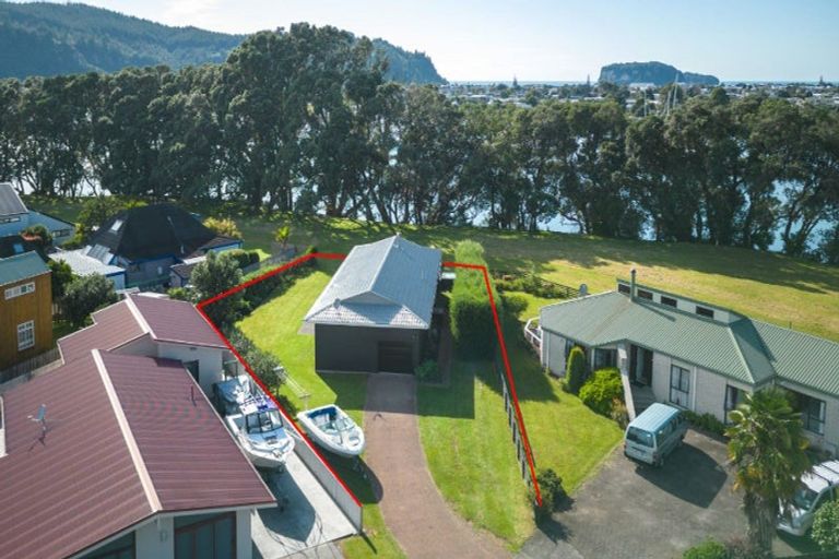 Photo of property in 113 Moana Anu Anu Avenue, Whangamata, 3620