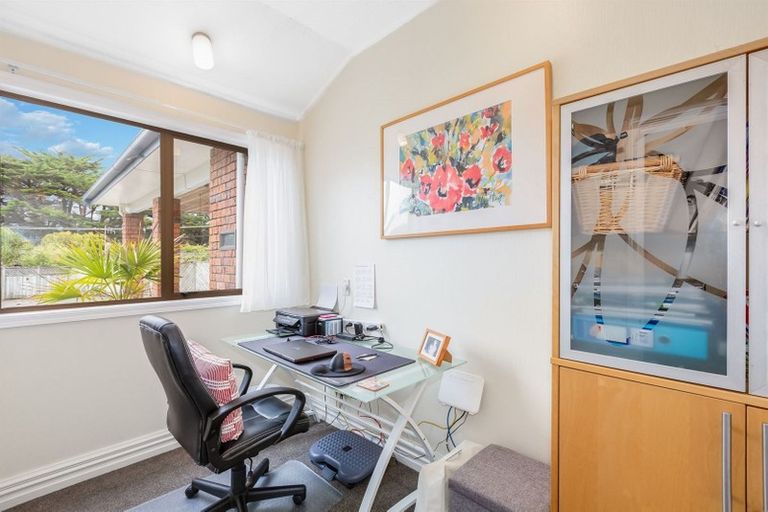 Photo of property in 109 Golf Road, Paraparaumu Beach, Paraparaumu, 5032