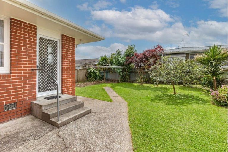 Photo of property in 609 Queen Street East, Levin, 5510
