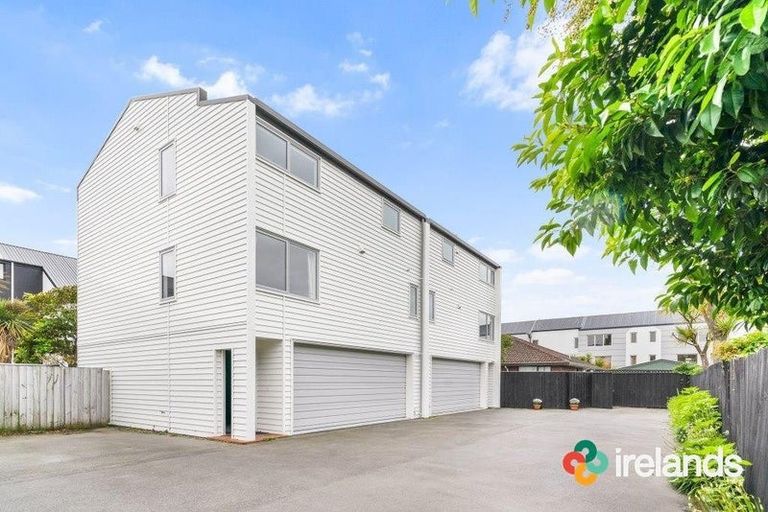 Photo of property in 4/86 Springfield Road, St Albans, Christchurch, 8014