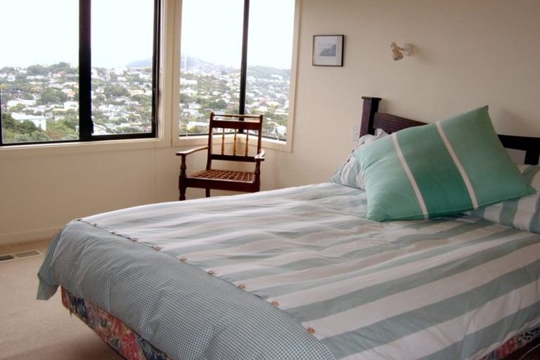 Photo of property in 7 Imran Terrace, Khandallah, Wellington, 6035