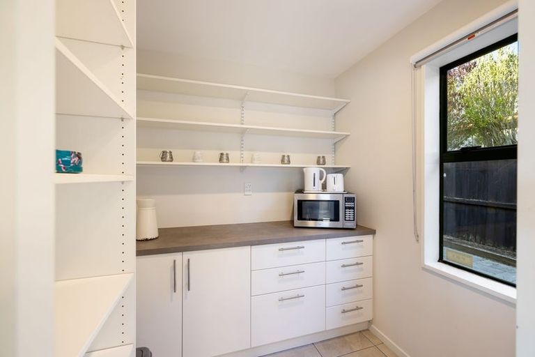 Photo of property in 164 Queenspark Drive, Parklands, Christchurch, 8083