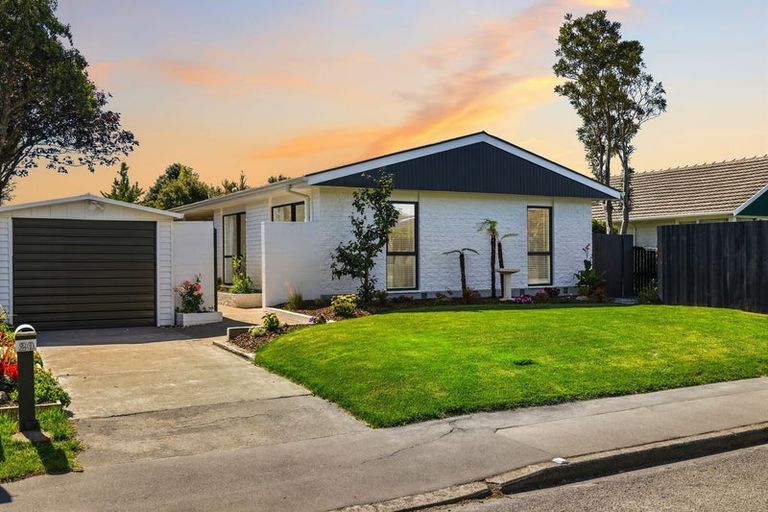 Photo of property in 20 Doncaster Street, Sockburn, Christchurch, 8042