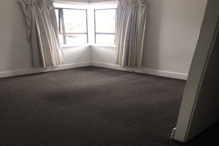 Photo of property in 6 Ilam Road, Upper Riccarton, Christchurch, 8041