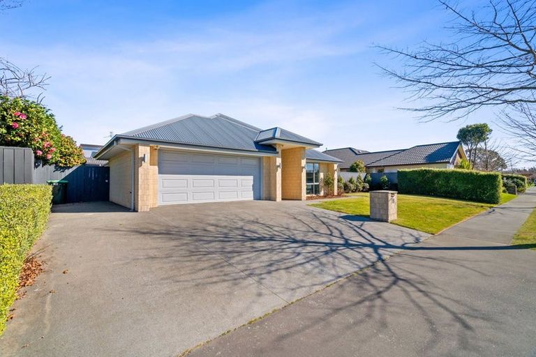 Photo of property in 18 Elmwood Drive, Prebbleton, 7604