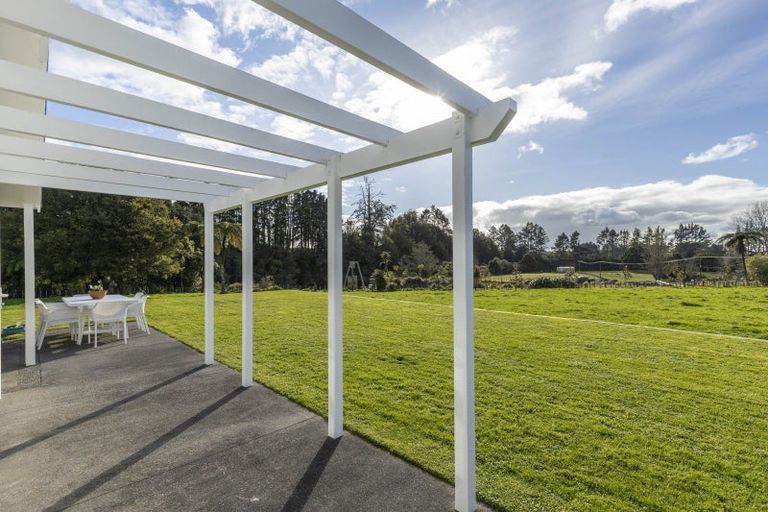 Photo of property in 369 Tariki Road, Ratapiko, 4390