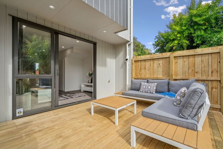 Photo of property in 6/14 Freyberg Place, Howick, Auckland, 2014