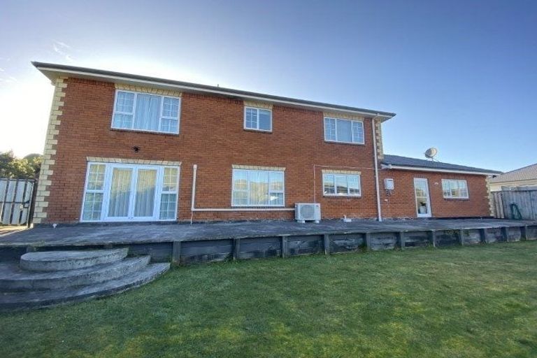 Photo of property in 18 Mauldeth Terrace, Churton Park, Wellington, 6037