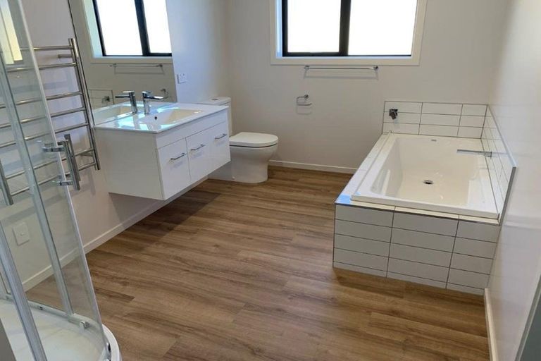 Photo of property in 24 Les Wakefield Road, Mapua, 7005