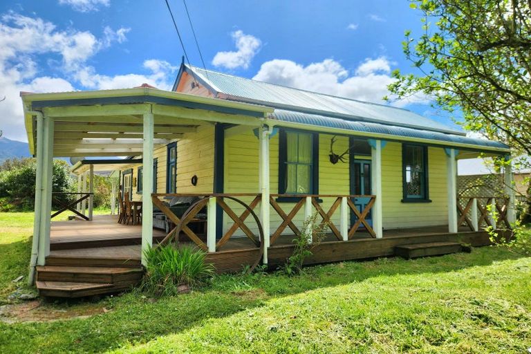 Photo of property in 5 Town Belt South, Blackball, 7804