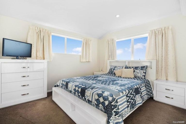 Photo of property in 6 Dromoland Drive, Flat Bush, Auckland, 2019