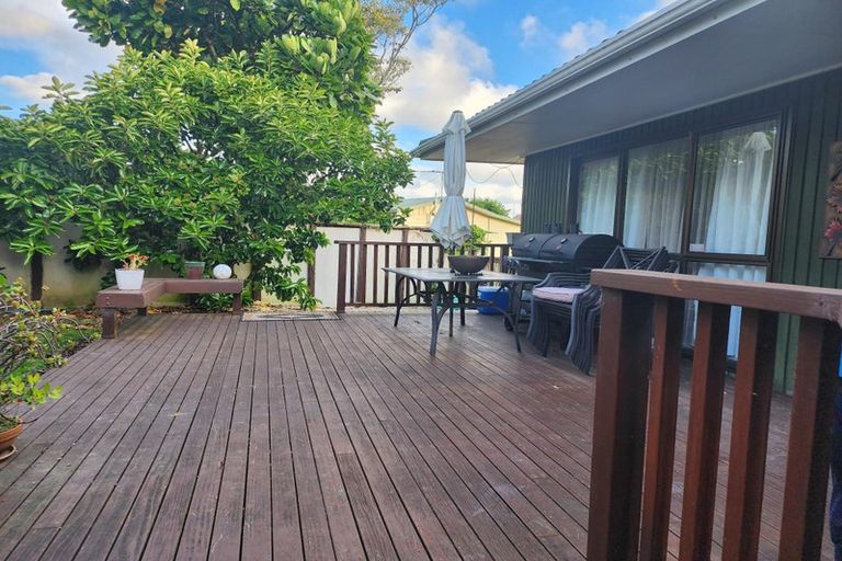 Photo of property in 1/18 Kentigern Close, Pakuranga, Auckland, 2010