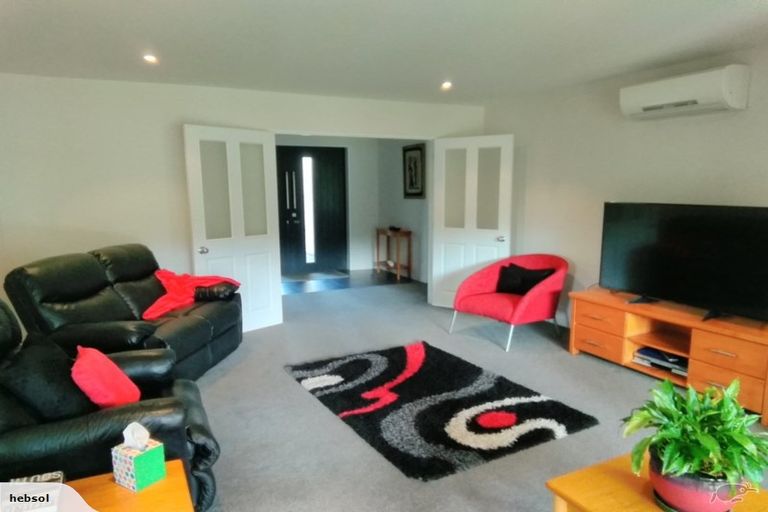 Photo of property in 10 Crabb Fields Lane, Riverhead, 0820