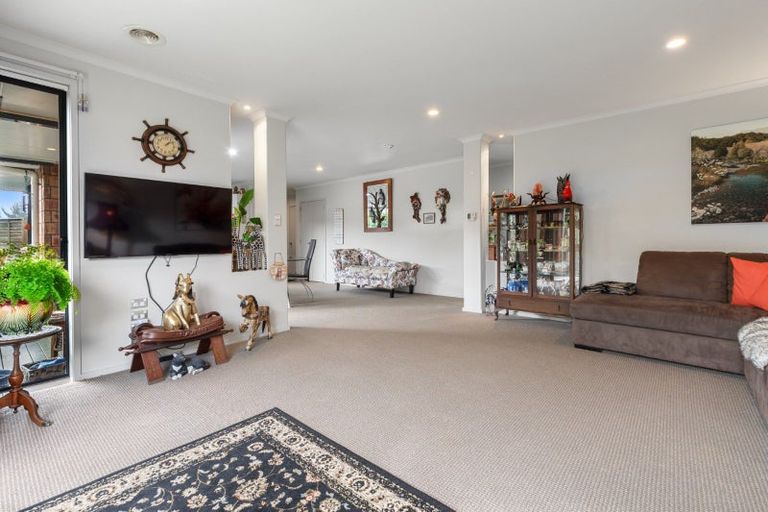Photo of property in 5 Kirtle Close, Pyes Pa, Tauranga, 3112