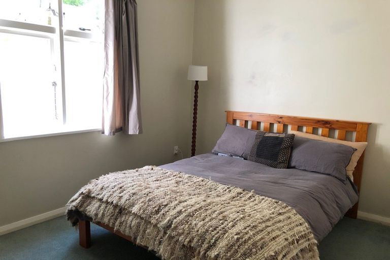 Photo of property in Carillion/the Knoll, 33 Thompson Street, Mount Cook, Wellington, 6011