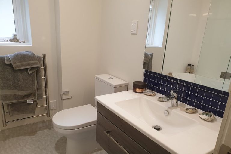Photo of property in Fountain Court, 48u9 Oriental Parade, Oriental Bay, Wellington, 6011