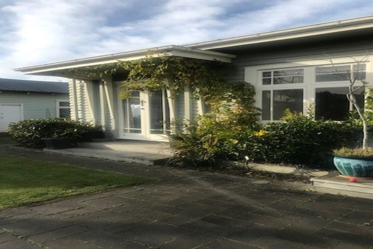 Photo of property in 4 Mayfield Avenue, Mairehau, Christchurch, 8013