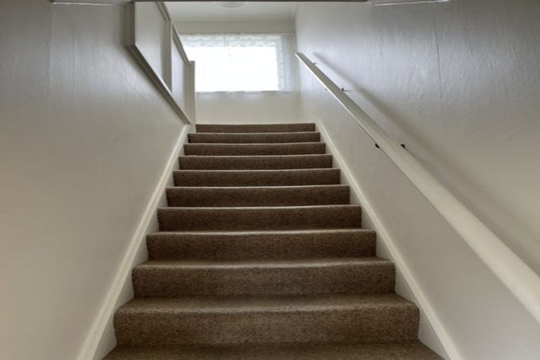 Photo of property in Capulet Flats, 48c Merton Street, Trentham, Upper Hutt, 5018
