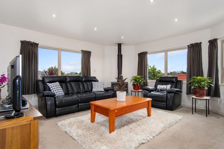 Photo of property in 9 Lochay Place, Pyes Pa, Tauranga, 3112