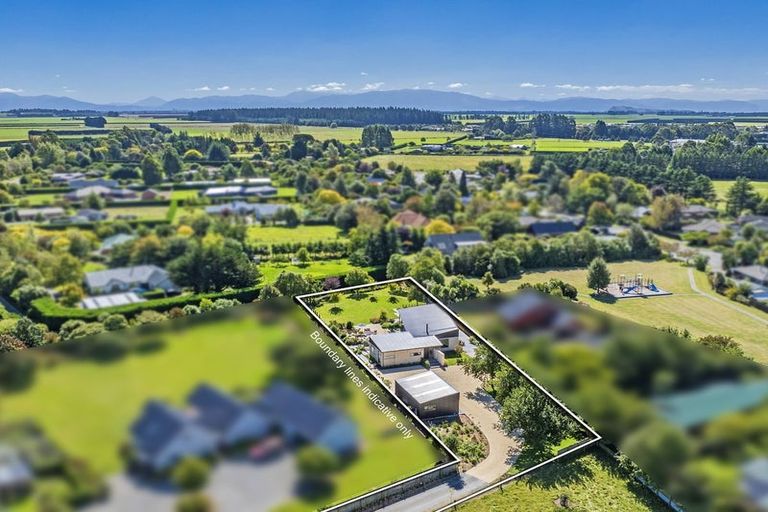 Photo of property in 12 Stott Drive, Darfield, 7571