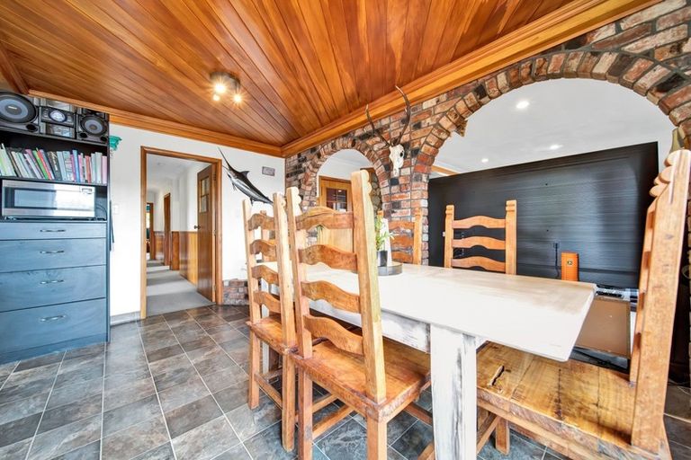 Photo of property in 24 Kahikatea Street, Inglewood, 4330