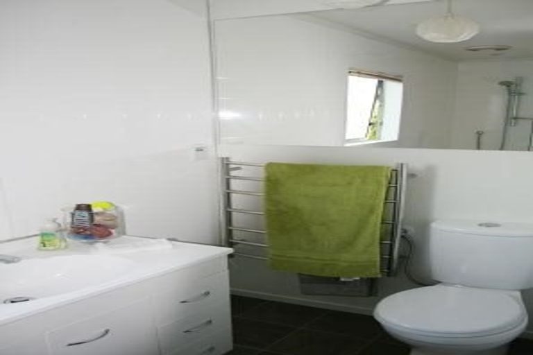 Photo of property in 112 Leeward Drive, Whitby, Porirua, 5024