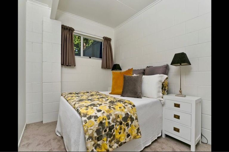 Photo of property in 11 Hague Place, Birkenhead, Auckland, 0626