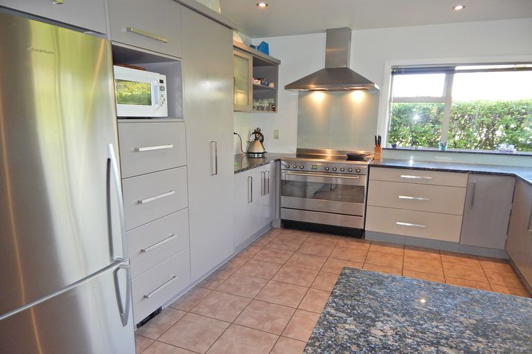 Photo of property in 9 Ranui Avenue, Kerikeri, 0230