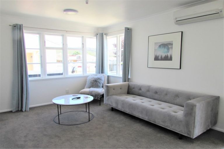 Photo of property in 4a Langford Street, Naenae, Lower Hutt, 5011