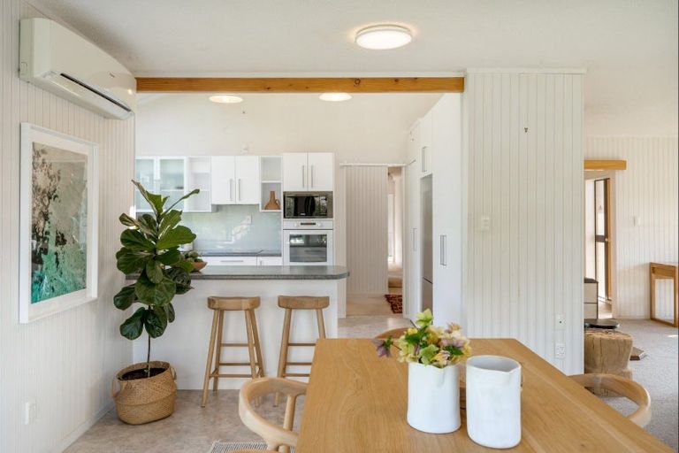 Photo of property in 111 Moana Anu Anu Avenue, Whangamata, 3620