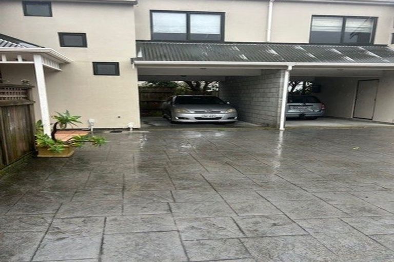 Photo of property in 227 The Parade, Island Bay, Wellington, 6023