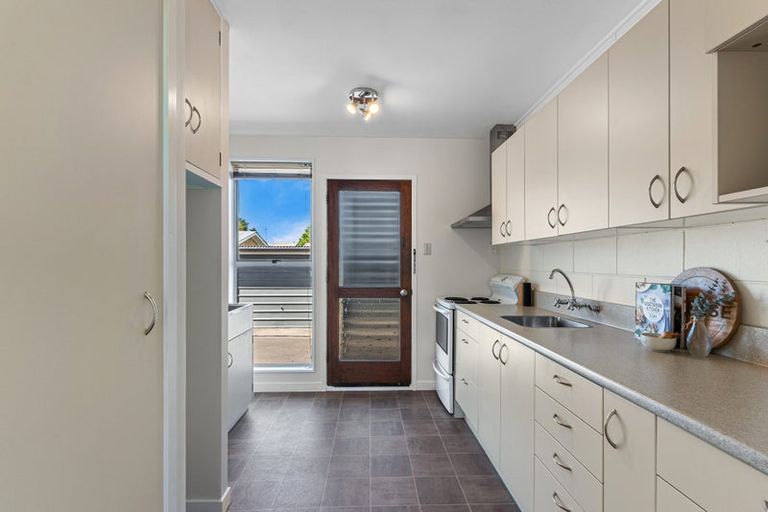 Photo of property in 4/5 Coles Place, St Albans, Christchurch, 8014