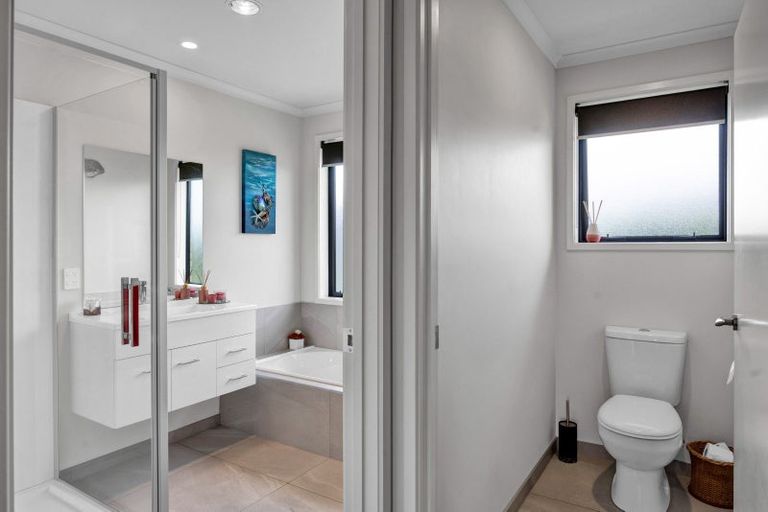 Photo of property in 472 Turuturu Road, Hawera, 4674