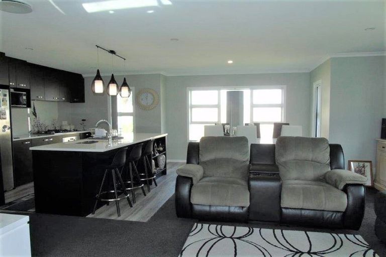 Photo of property in 12 Rimutaka Street, Trentham, Upper Hutt, 5018