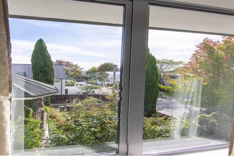Photo of property in 2/27 Tonbridge Street, Merivale, Christchurch, 8014